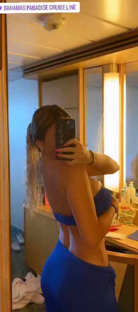 Gianna White model hd img