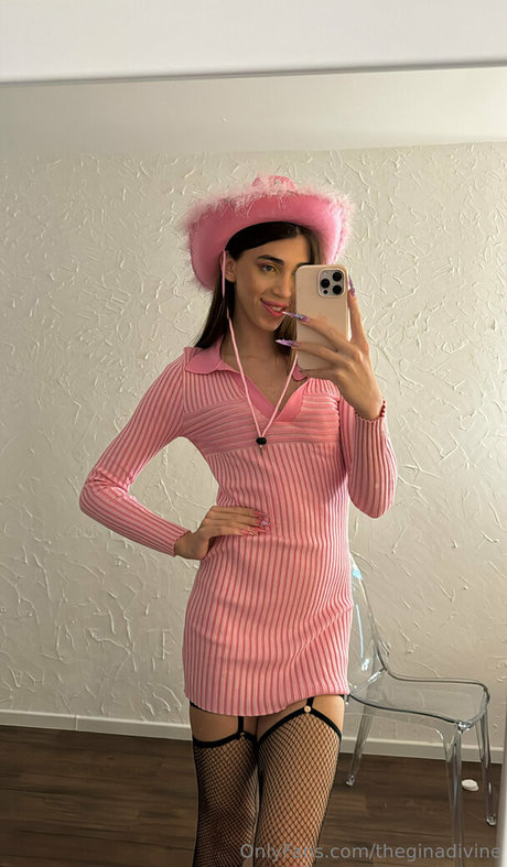 tiny onlyfans hot sexy galleries