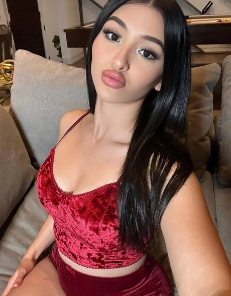 ayelenn sexy star pics