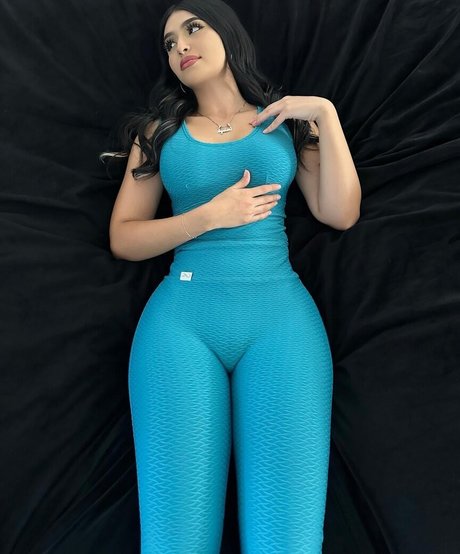 ayelenn pornstar top photo