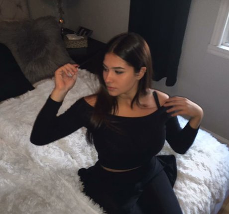 Marisa G naked actress galleries