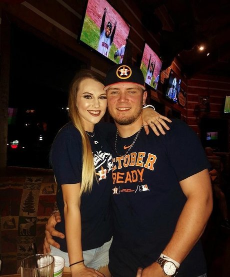 Emilee Atchley star pornographic photo