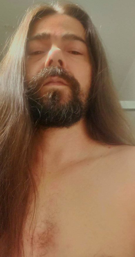 Devil Rocker star nude galleries