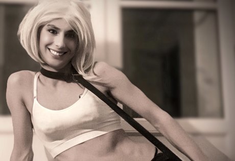 LunaRubyX xxx star image