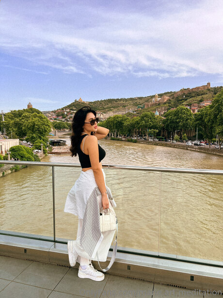 marie art meditation top model picture