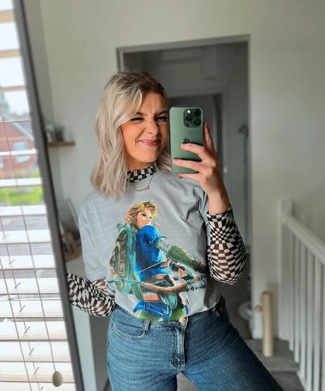 Emmalition model free gallery