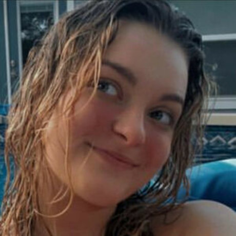 bby harley21 star naked photo