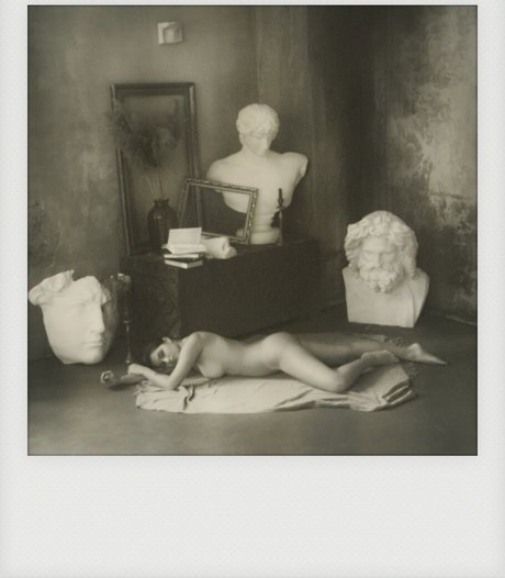 Avrelia Amaris model exclusive picture