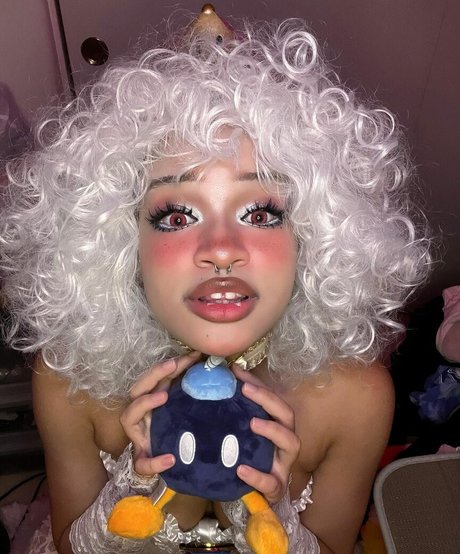 Eden s Garden ASMR model hd pics