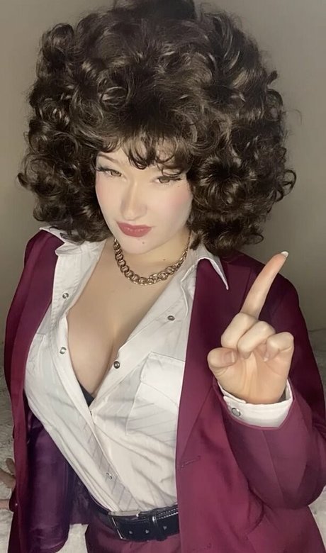 venom wifey exclusive model photos