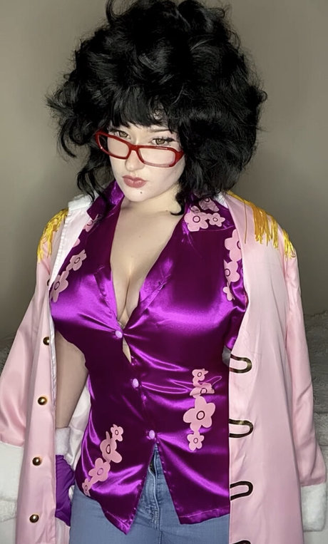 venom wifey star exclusive photos