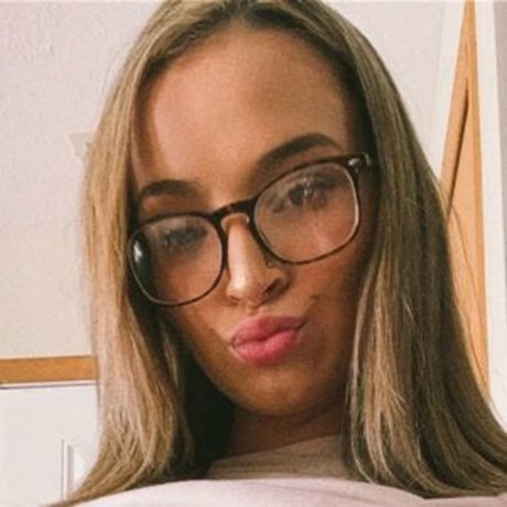 Haleytany pornstar erotic pics