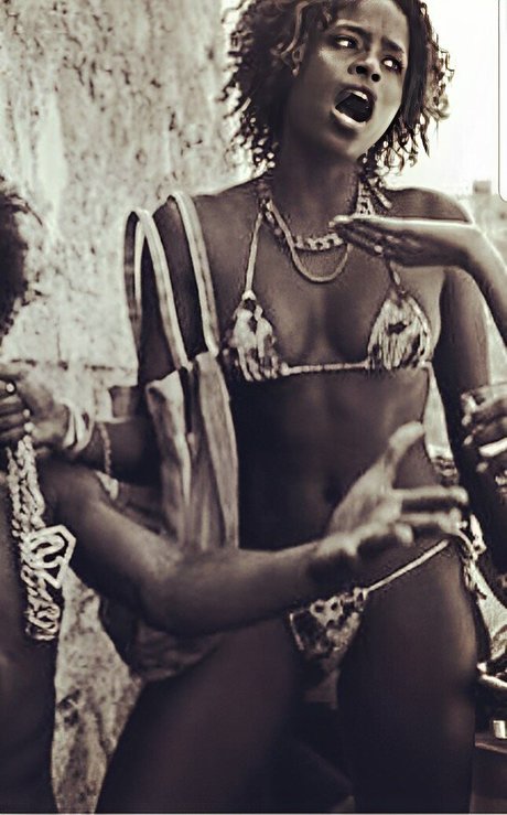 Roberta Rodrigues model pretty picture