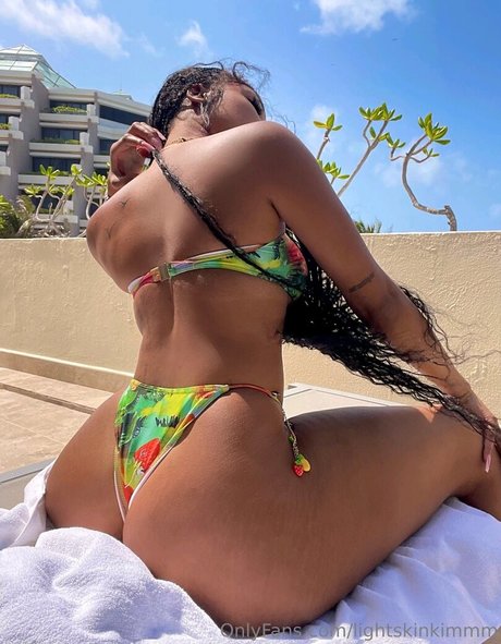 lightskinkim model perfect image