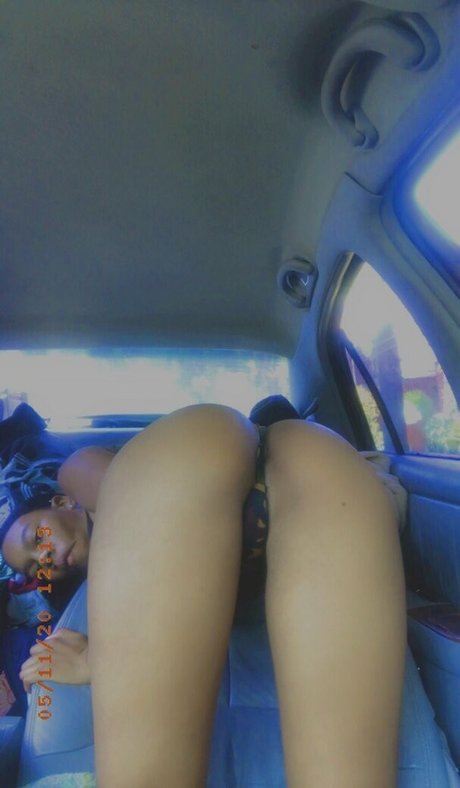 cartiermakeebandz xxx model pic