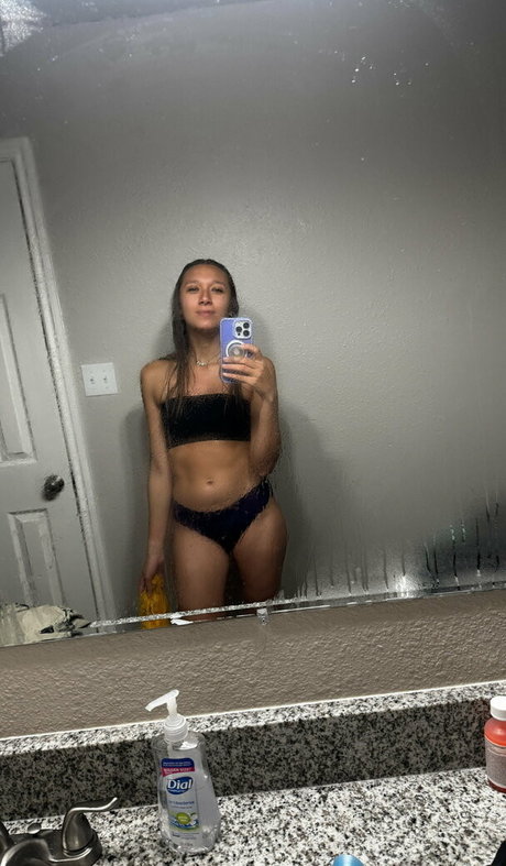 bisexual mmf onlyfans exclusive photo