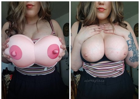 Ettaplace model naked photos