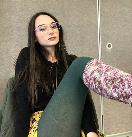 Emma Lilly star erotic images