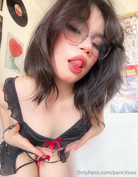 pancitoxx pretty pornstar image
