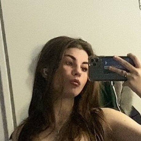 skyepastapins exclusive pornstar img