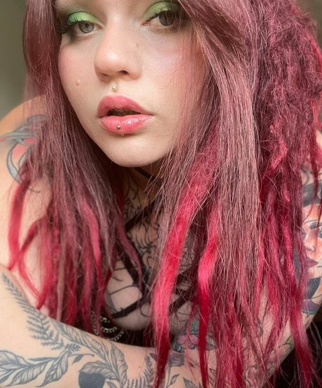 Nivashiroth pornstar pretty pics