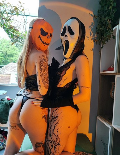 Amanda Atkinson beautiful star archive