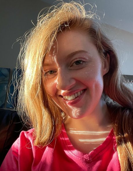 daphnedelrosefree star perfect img