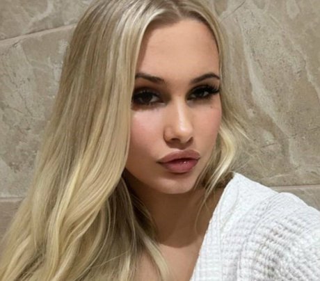 kaitlin pierce erotic model galleries