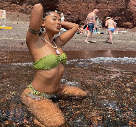 shy onlyfans hot sexy galleries