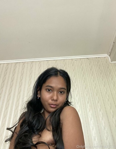 Miaz1234 star top pic