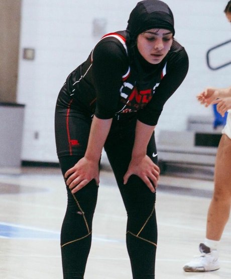 amanamalk1 art actress img