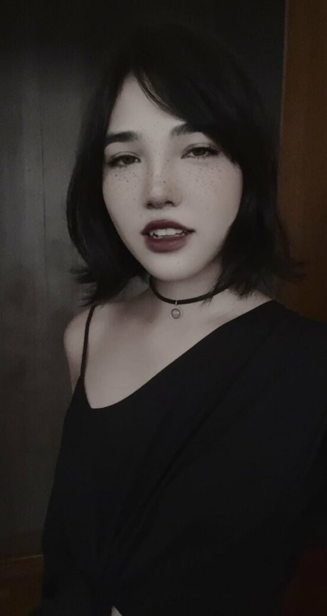 Sanagi Yuzu art model pictures