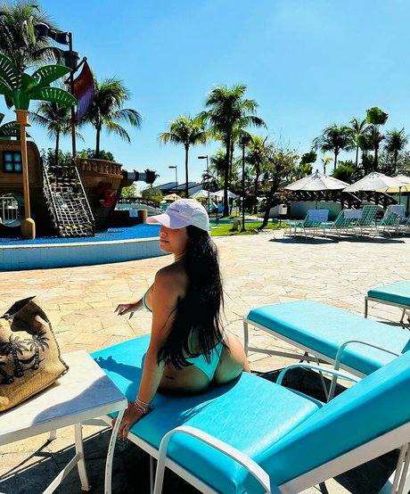 Cinthia Cruz model nude archive