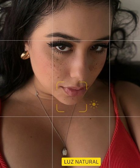 Cinthia Cruz porn star img