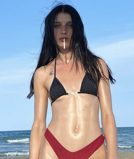 Alice Pagani beautiful actress img