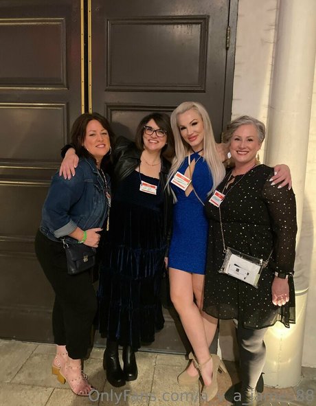 Miss Ava James actress galleries