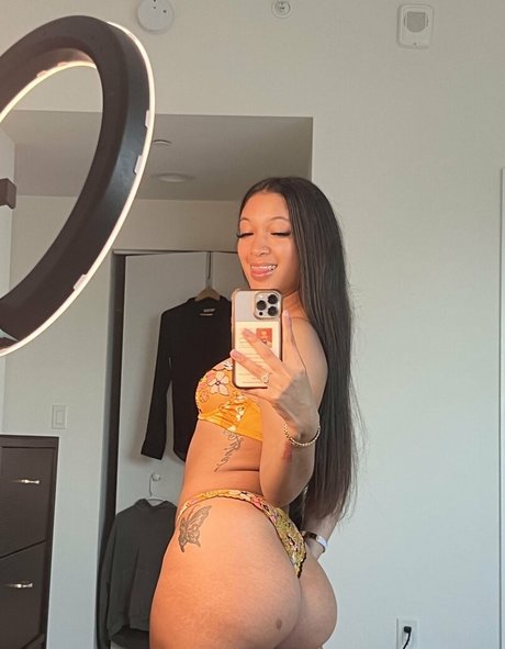 celinaxoxo porn model picture