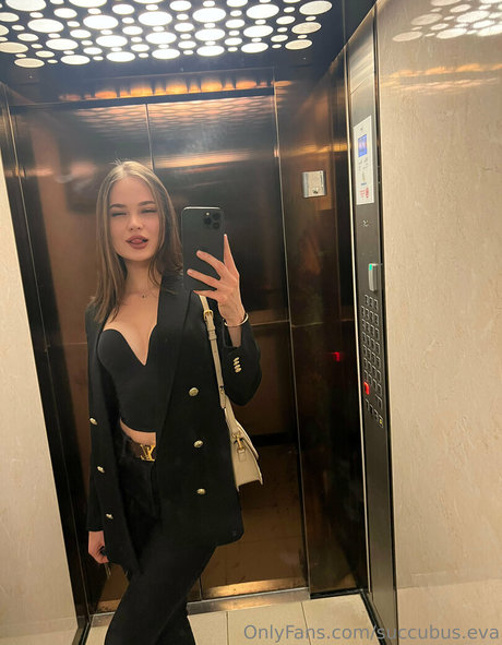 succubus eva nice pornstar pictures