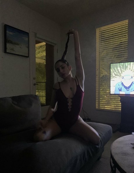 Sara Mariam star top pic