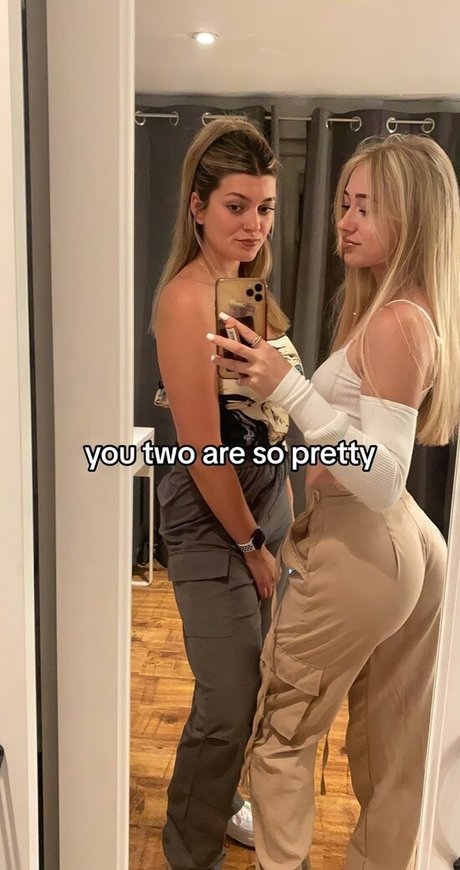 a mae 04 sexy pornstar pic