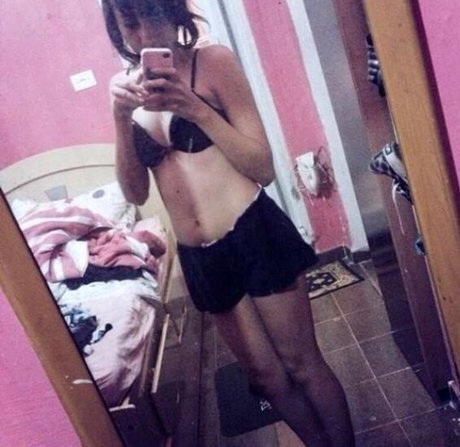 Yuunyu pornstar hot gallery