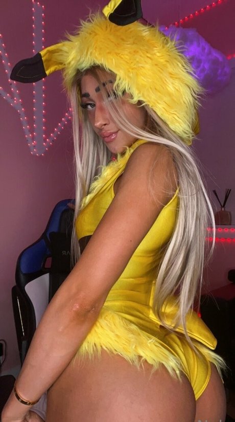 nalafitness star nude pic