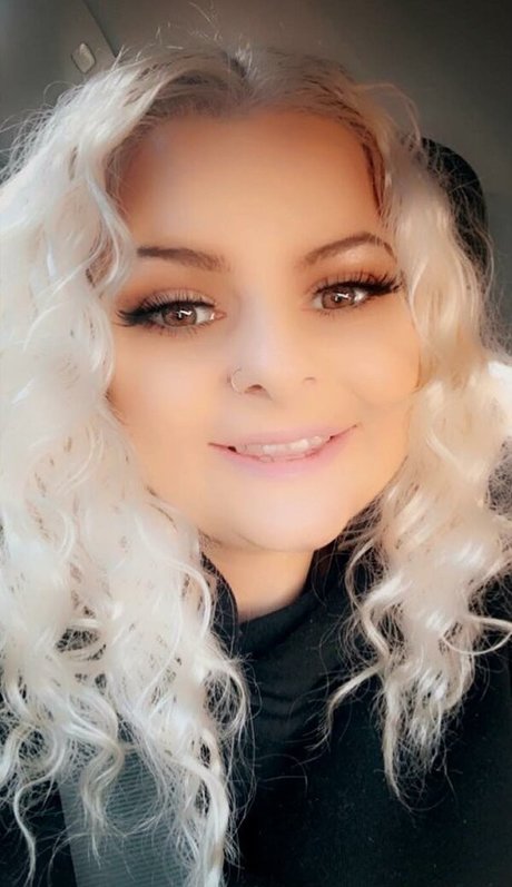 Charley Mairs hd pornstar pic