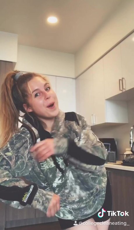 Katrina McKenna erotic pornstar images