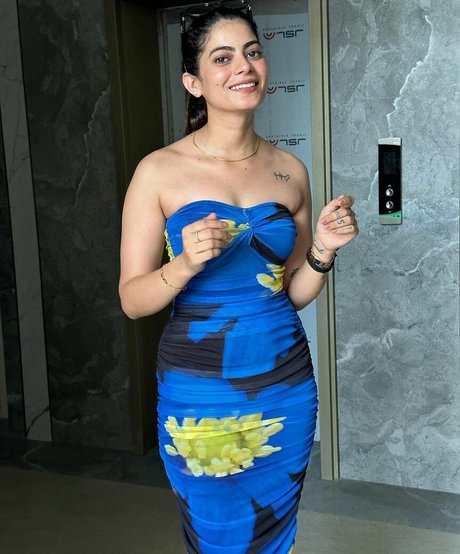 Fiza Choudhary model perfect photos