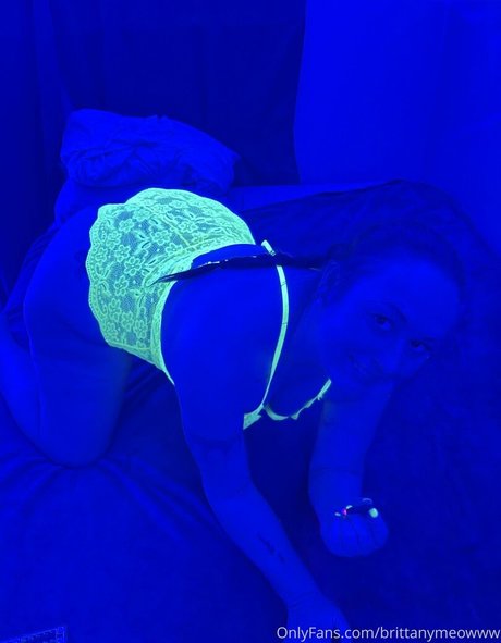 brittanymeowww star top image