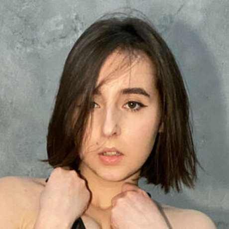 joysuzanna pretty pornstar pics