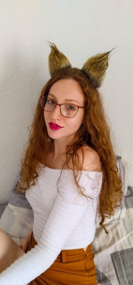 laviniatiburski nude model galleries