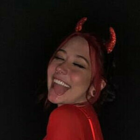 Allie Irvin naked model galleries