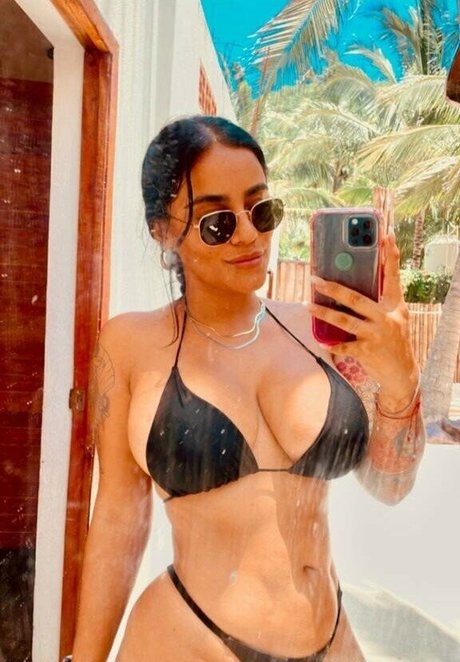 Mariana Samano star hd gallery